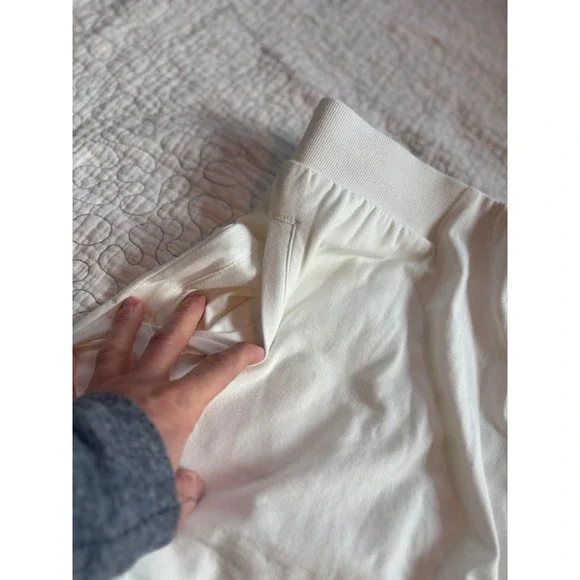 Free People FP Movement White Athletic Skort Built In Shorts XL Tennis Golf NWOT - Picture 3 of 6